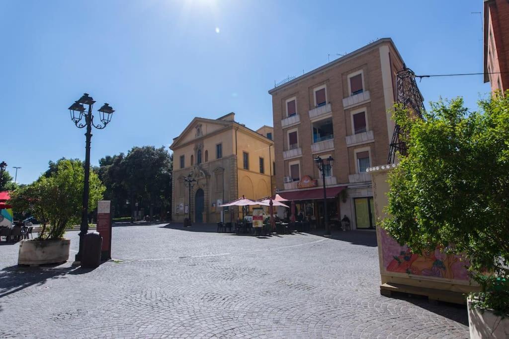 Rossini Home Pesaro Vicino Al Teatro Rossini By Yohome ภายนอก รูปภาพ